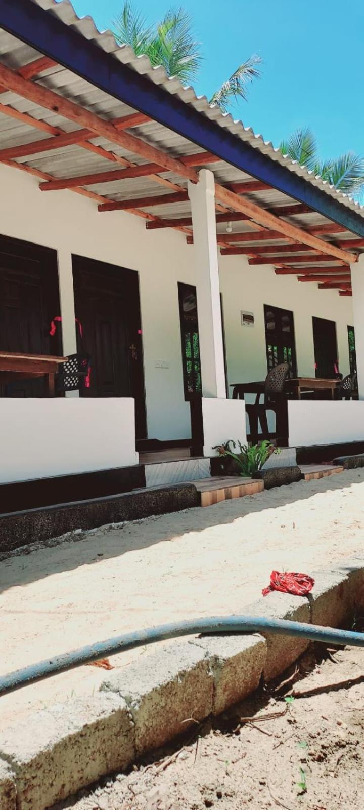 Nilaveli Beach Rooms Eksteriør bilde