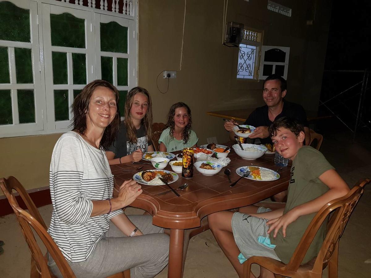 Nilaveli Beach Rooms Eksteriør bilde